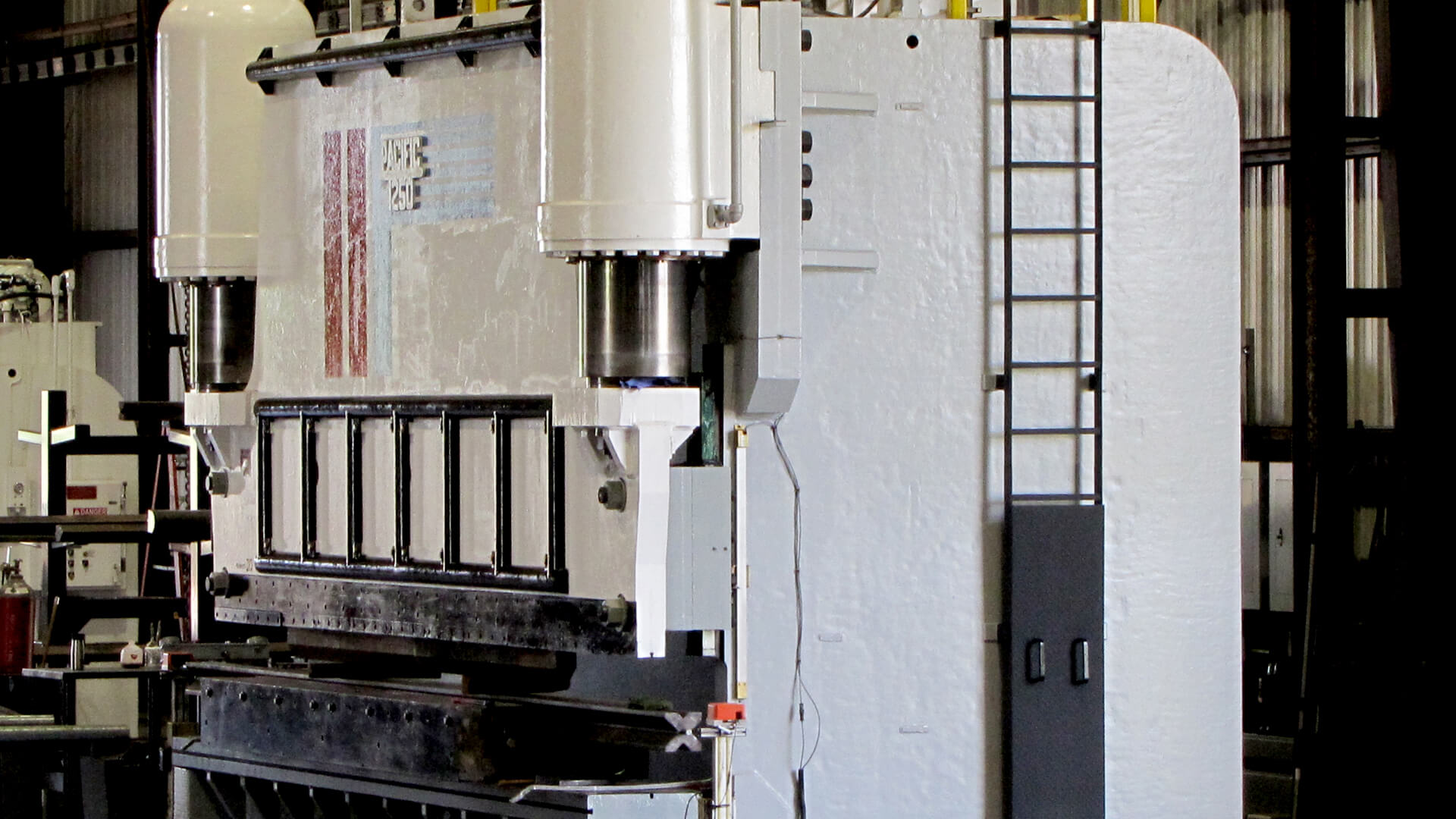 PRESS 1250